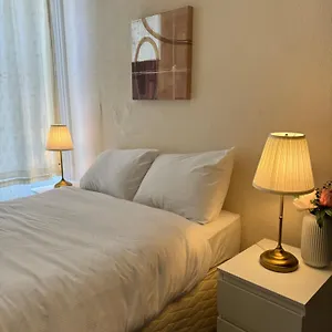  Apartment Haymaeket Centro